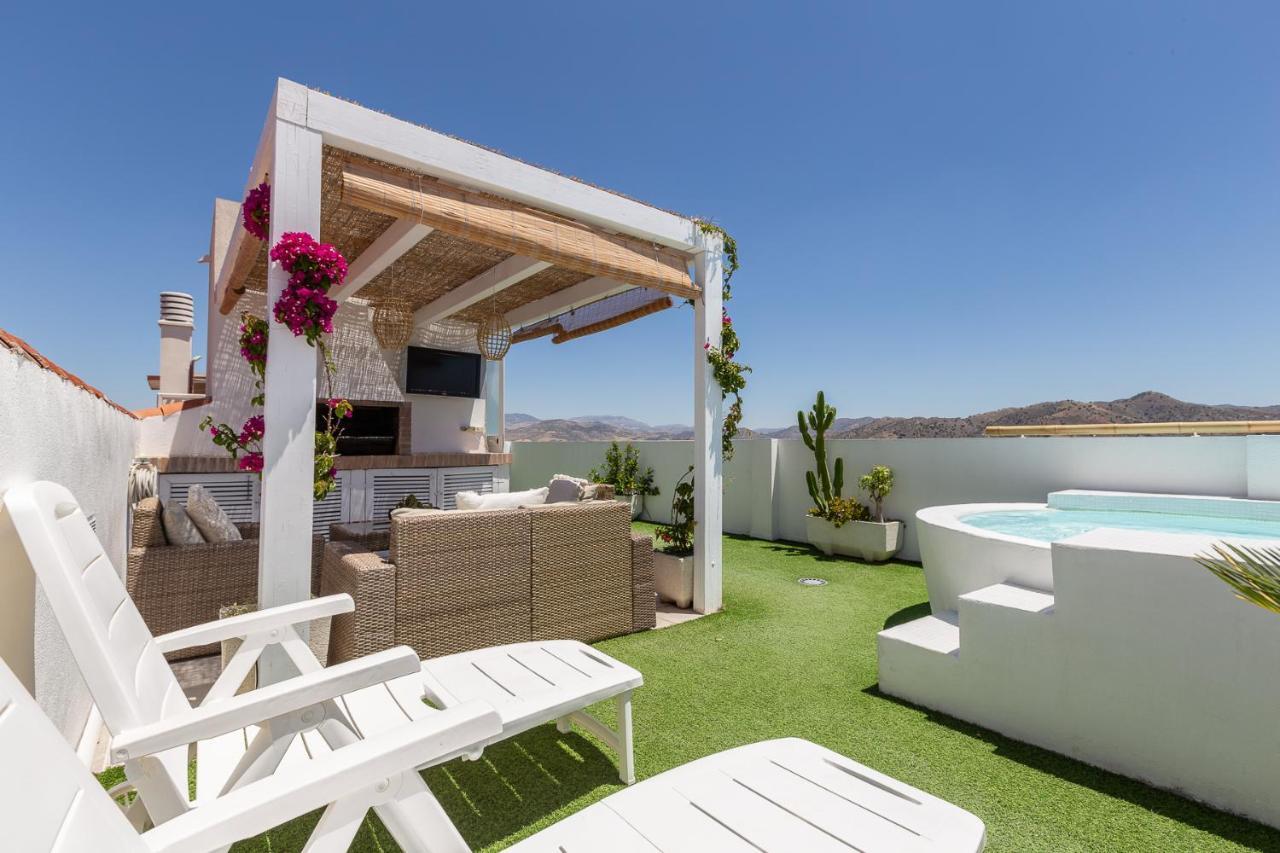 Atico Iluro Apartment Алора Екстериор снимка